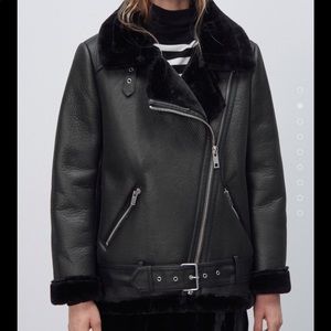 Zara black moto jacket with faux fur collar